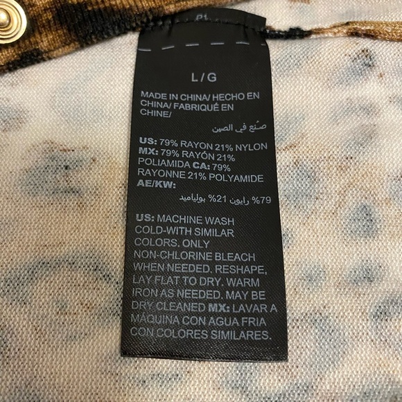 White House Black Market Sweater, Size L - Picture 4 of 7